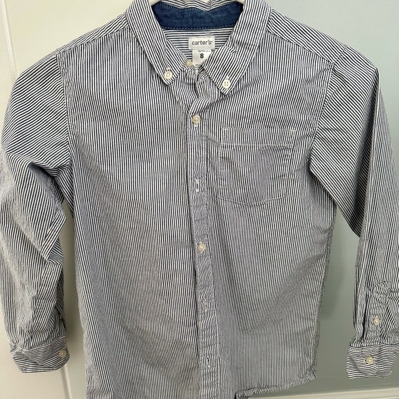 Boys button down lot (3) Carter’s (8), Tucker & Tate (S), Gap (6-7) - Picture 3 of 7